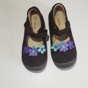 Cherokee Brown shoes